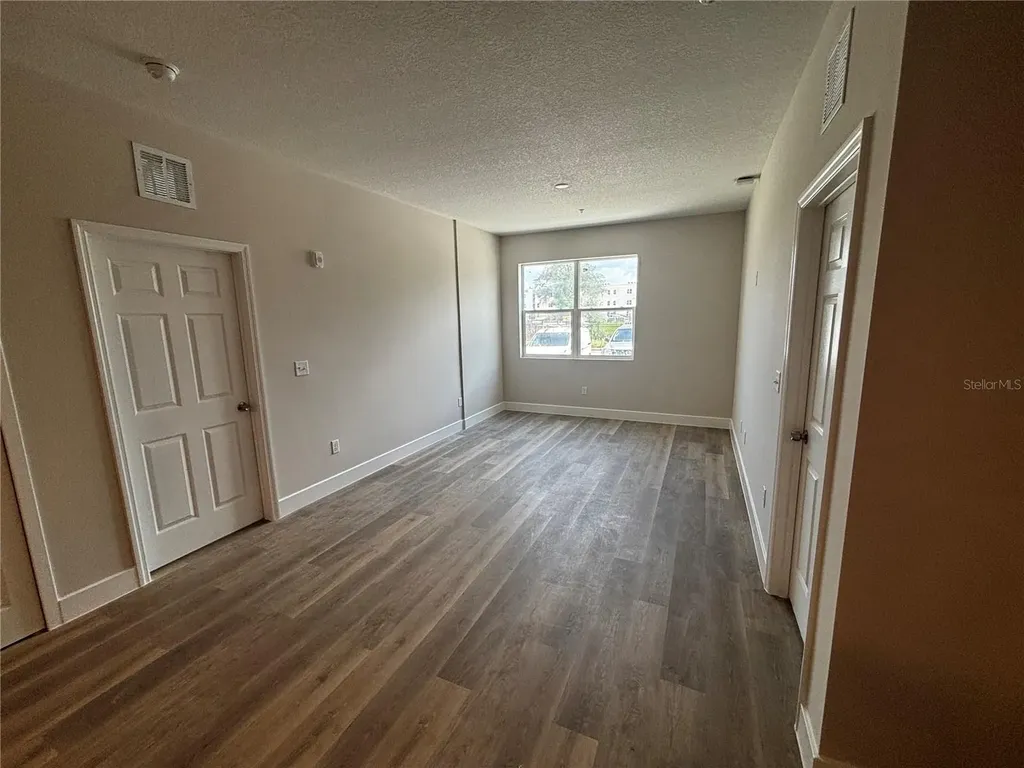 4424 S Texas Avenue Orlando FL 32839