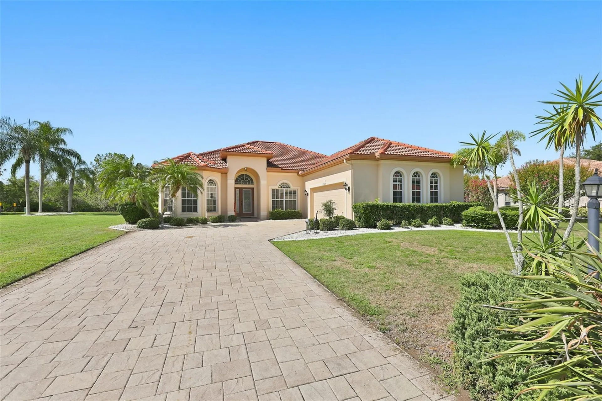 2224 Platinum Drive Sun City Center FL 33573