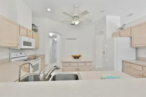 2224 Platinum Drive Sun City Center FL 33573