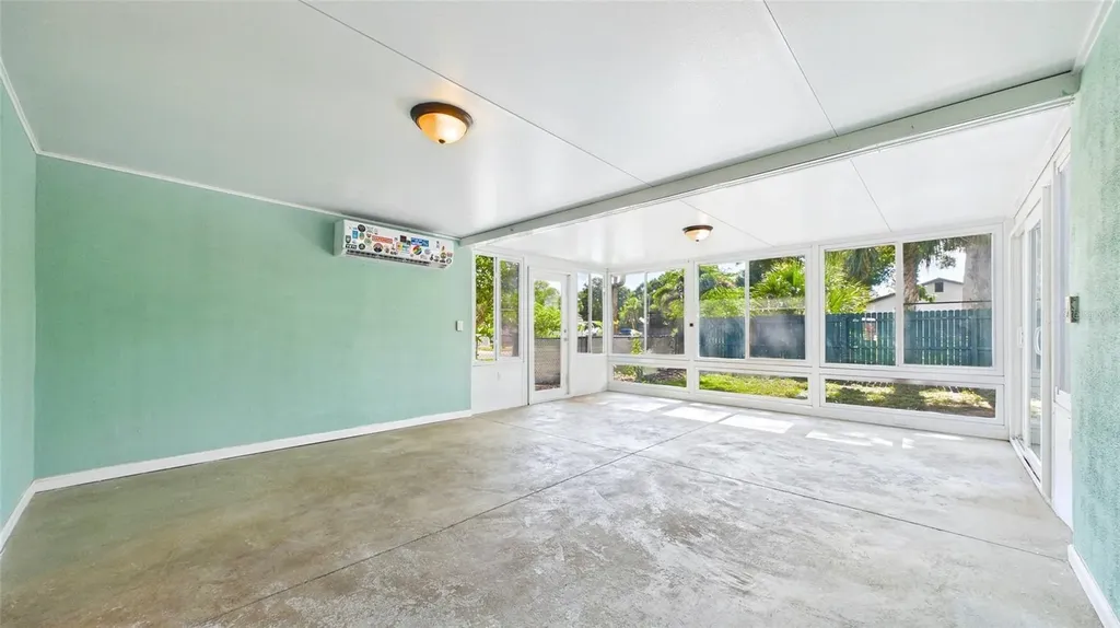 1902 53rd Street S Gulfport FL 33707