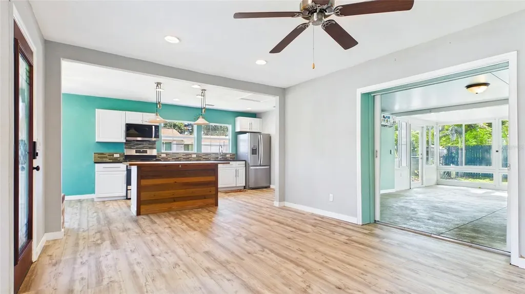 1902 53rd Street S Gulfport FL 33707