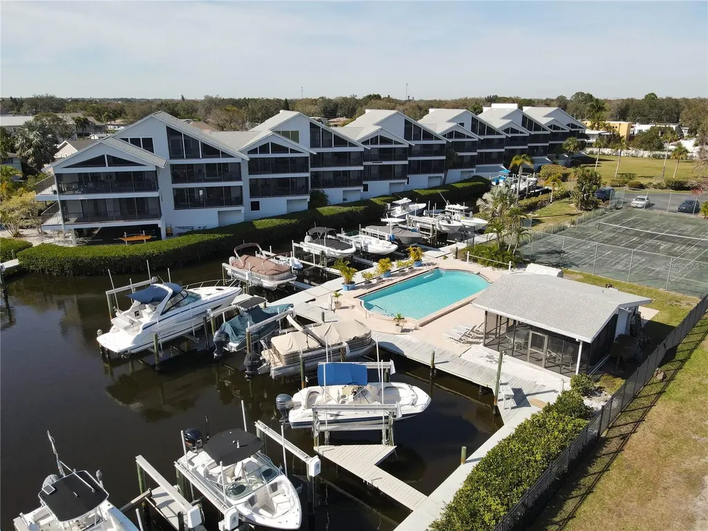 515 Leffingwell Avenue Ellenton FL 34222