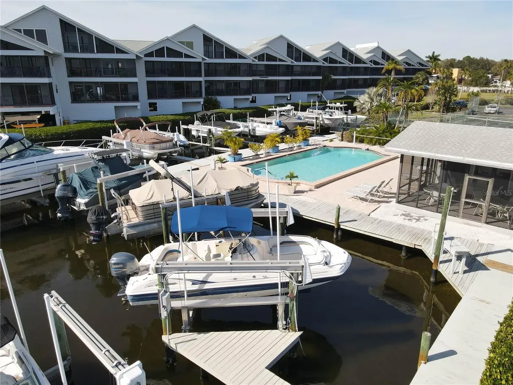 515 Leffingwell Avenue Ellenton FL 34222