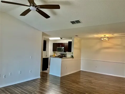 1939 Summer Club Apt Drive Oviedo FL 32765