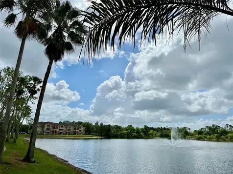 1939 Summer Club Apt Drive Oviedo FL 32765