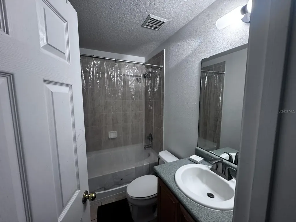 7601 Acklins Road Kissimmee FL 34747