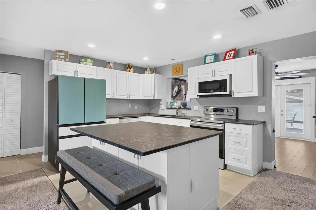 3113 Palm Court Dunedin FL 34698