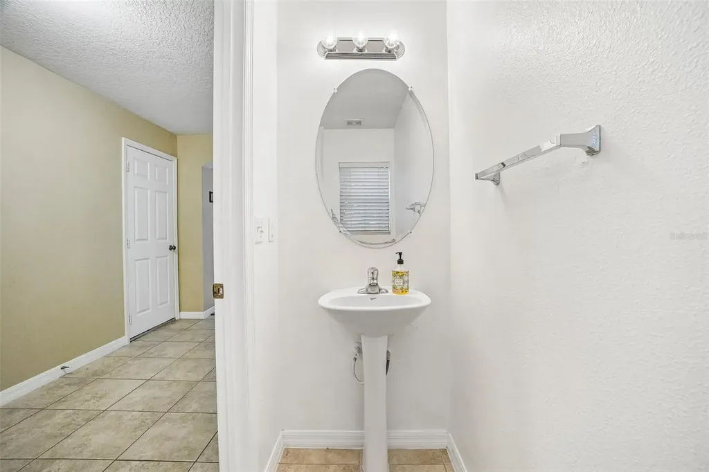 2516 Oleander Lakes Drive Brandon FL 33511