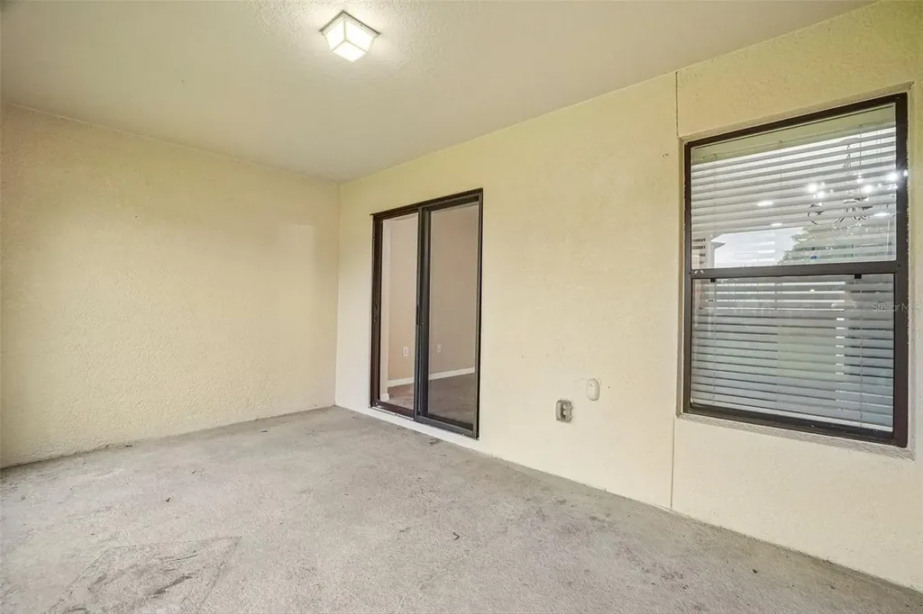 2516 Oleander Lakes Drive Brandon FL 33511