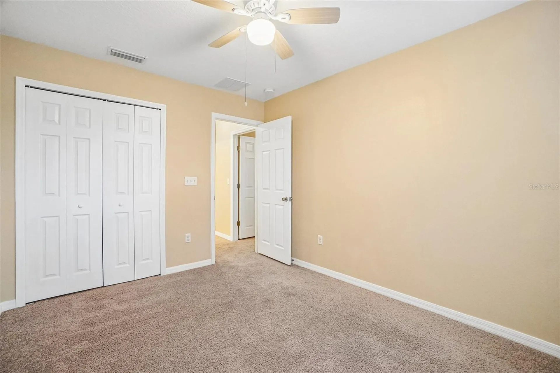 2516 Oleander Lakes Drive Brandon FL 33511