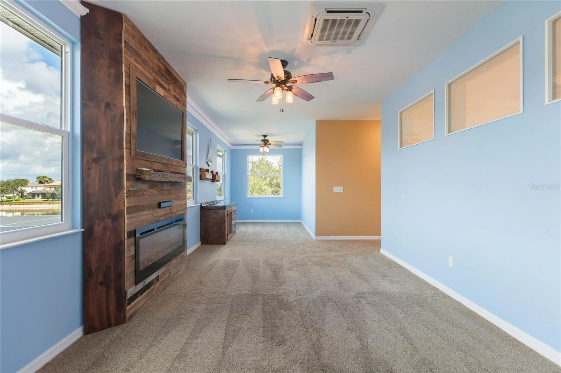 18018 Java Isle Drive Tampa FL 33647