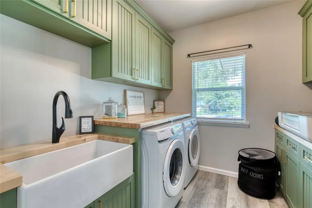 615 S Ridgewood Avenue Ormond Beach FL 32174