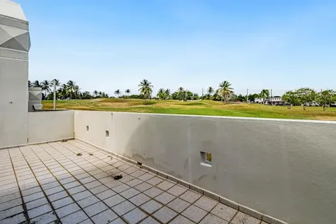 N St. Cond. Costa Dorada II Dorado PR 00646