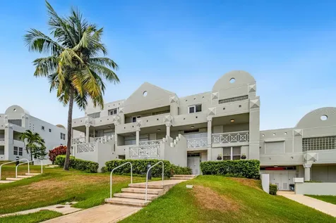 N St. Cond. Costa Dorada II Dorado PR 00646