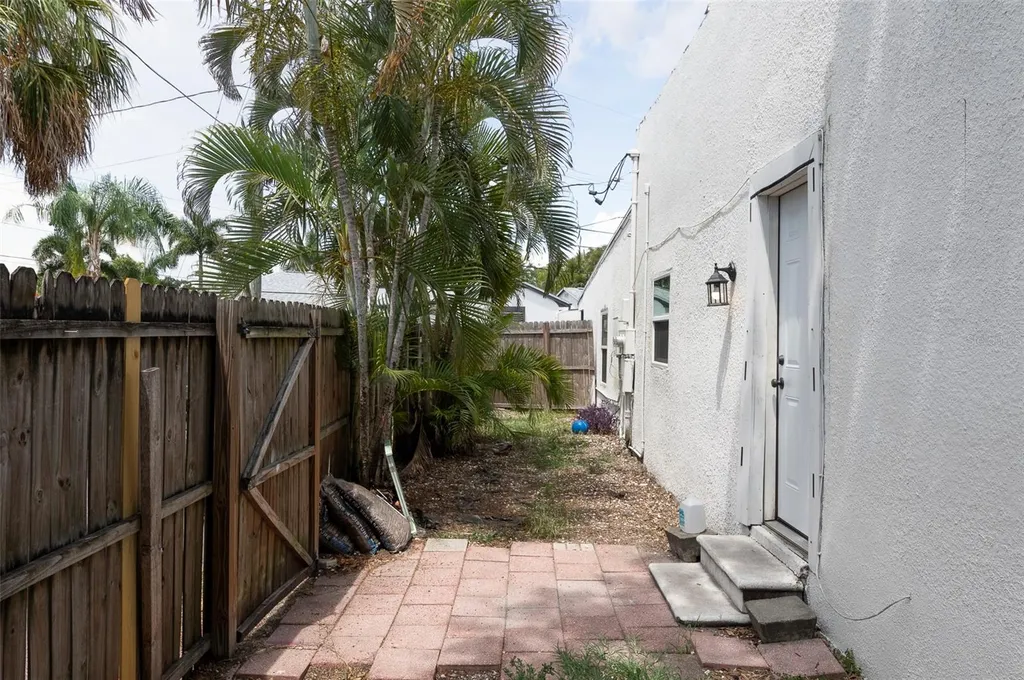 3651 Haines Road N St Petersburg FL 33704