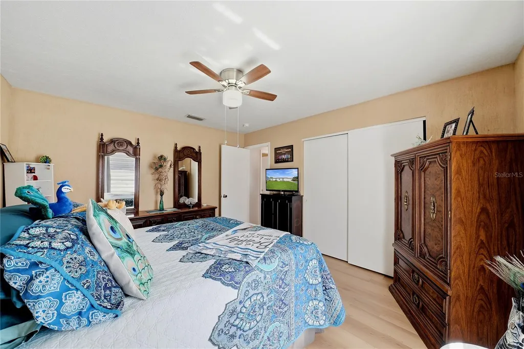 15512 Woodfair Place Tampa FL 33613