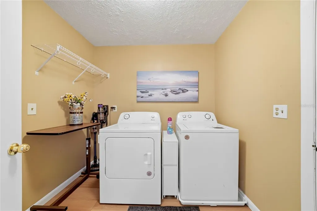 15512 Woodfair Place Tampa FL 33613