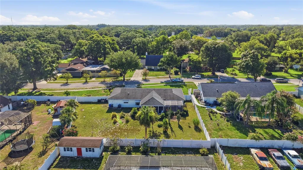 15512 Woodfair Place Tampa FL 33613