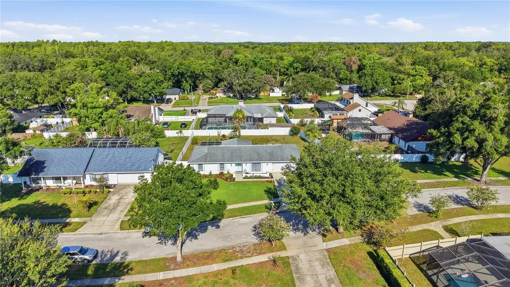 15512 Woodfair Place Tampa FL 33613