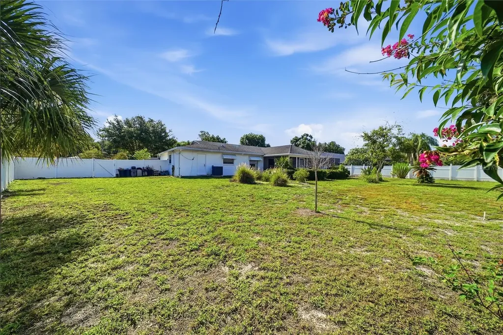 15512 Woodfair Place Tampa FL 33613