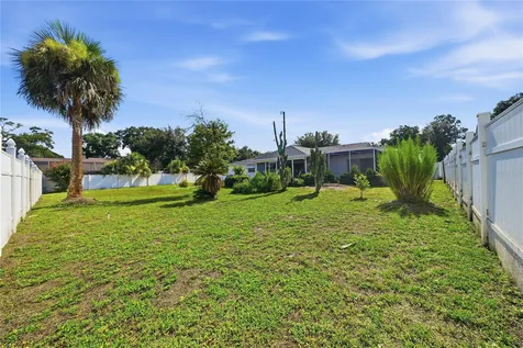 15512 Woodfair Place Tampa FL 33613