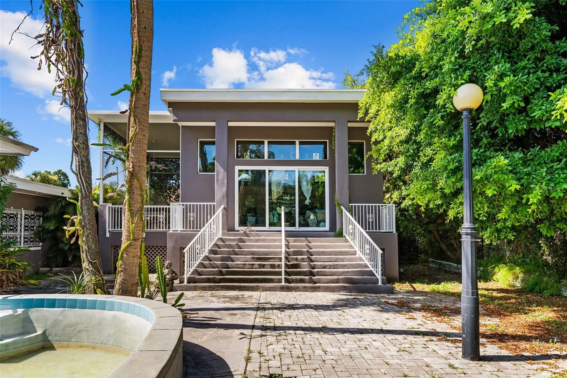 211 S Shore Crest Drive Tampa FL 33609