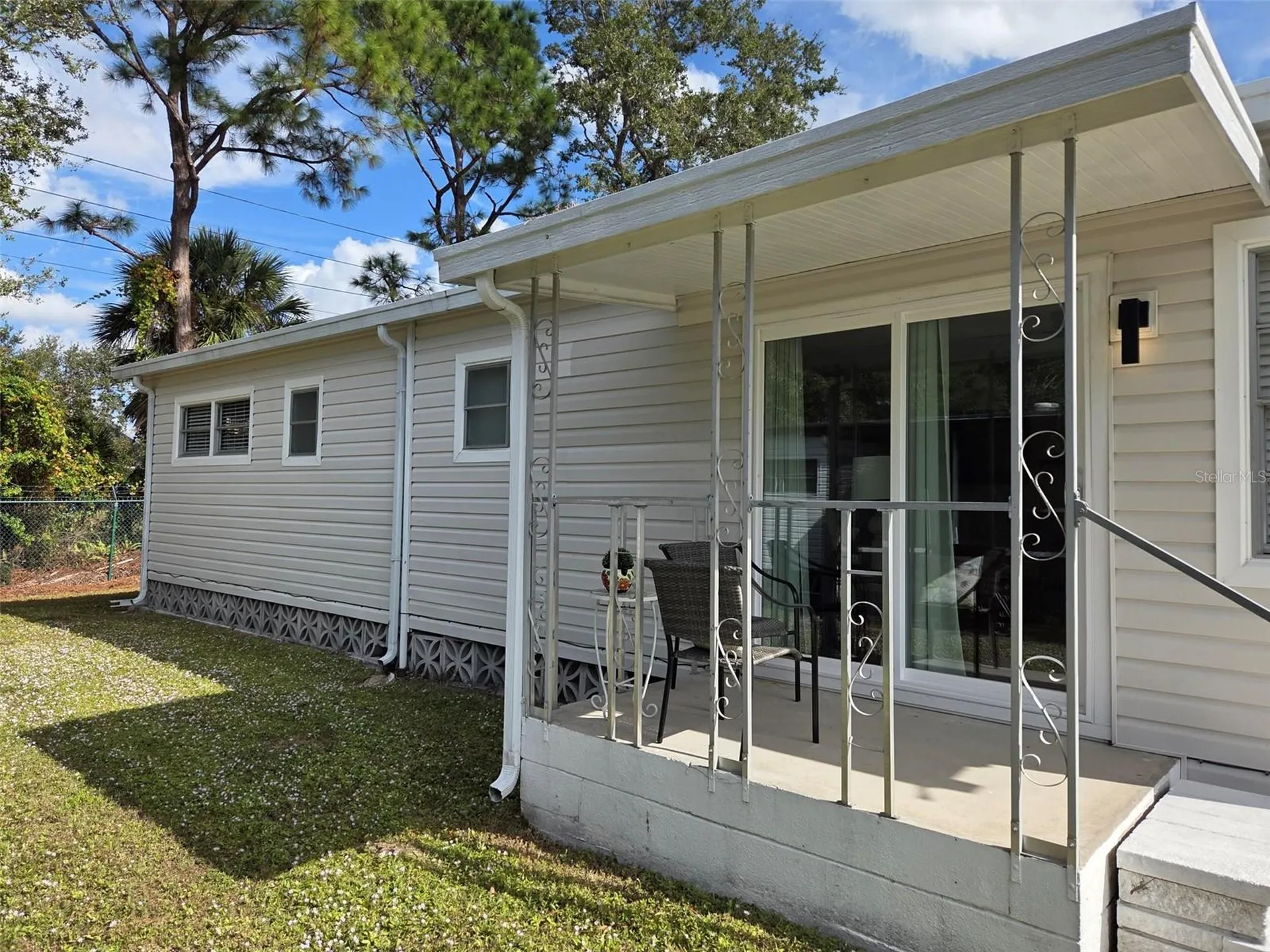 3383 Oakwood Boulevard N Sarasota FL 34237