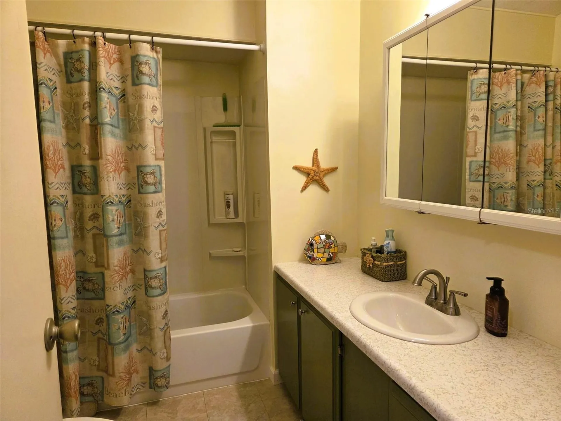 3383 Oakwood Boulevard N Sarasota FL 34237
