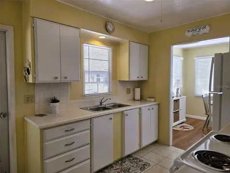3383 Oakwood Boulevard N Sarasota FL 34237