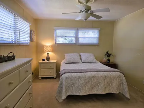 3383 Oakwood Boulevard N Sarasota FL 34237