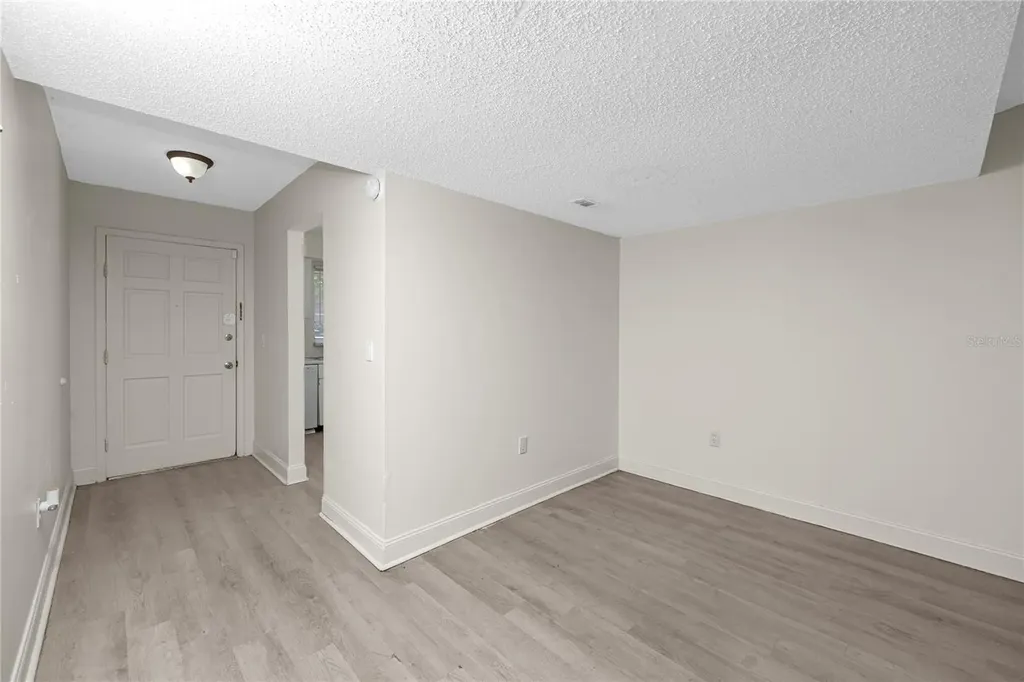 14424 Reuter Strasse Circle Tampa FL 33613