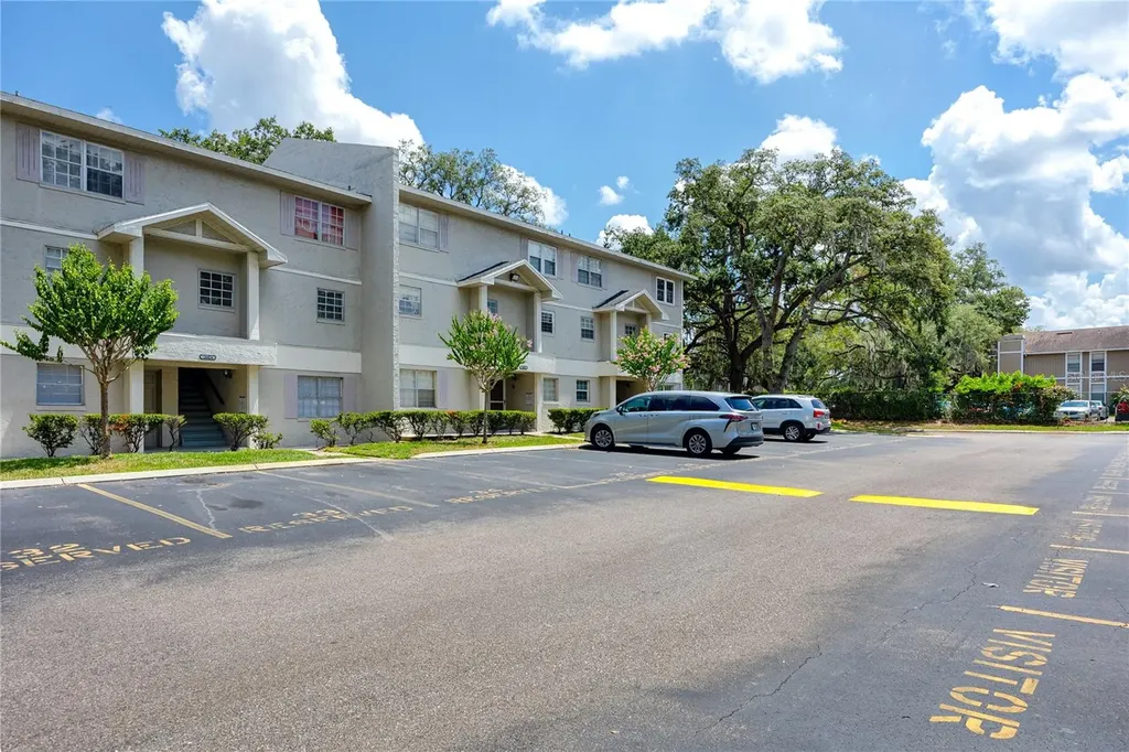 14424 Reuter Strasse Circle Tampa FL 33613