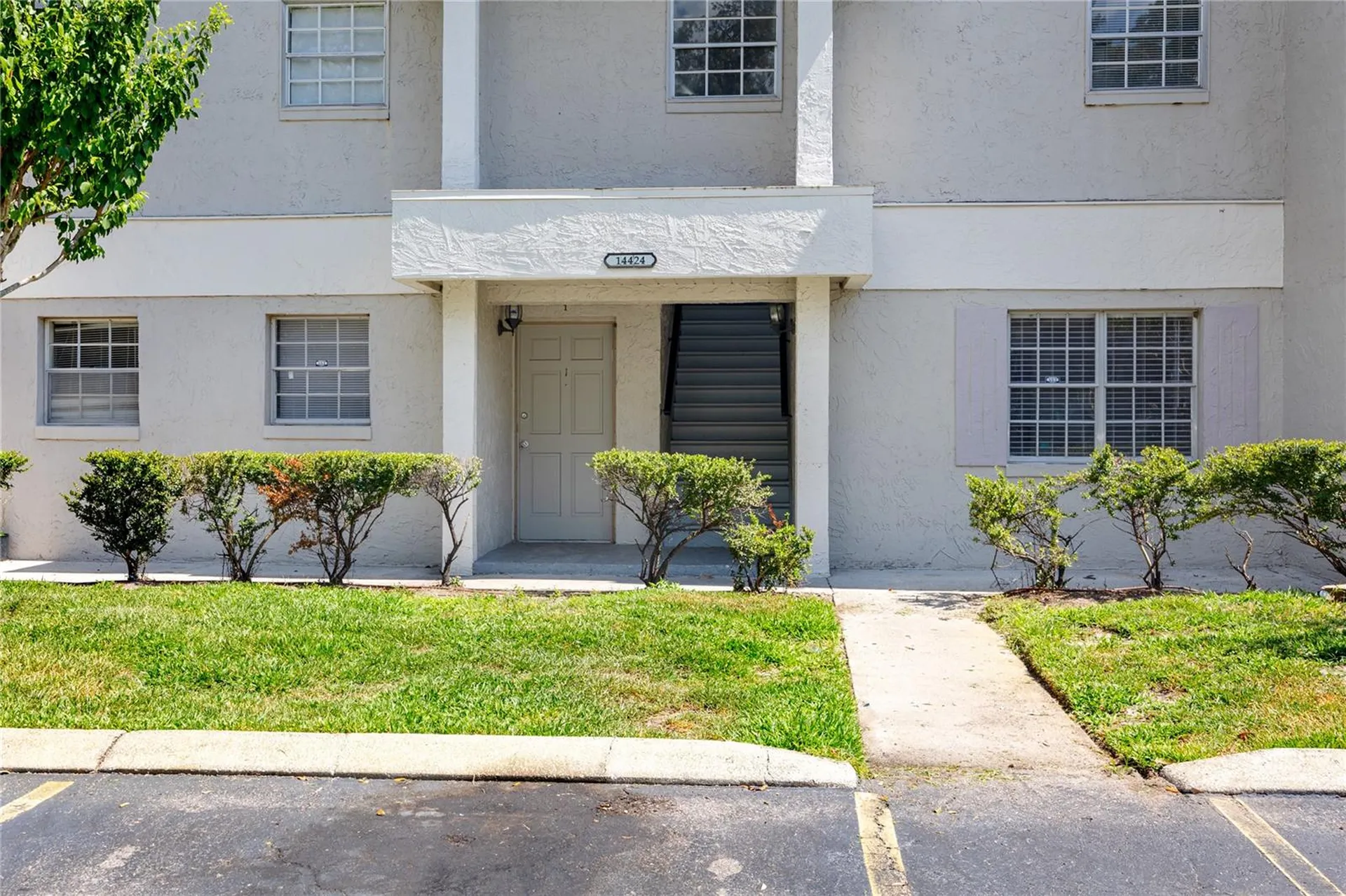 14424 Reuter Strasse Circle Tampa FL 33613