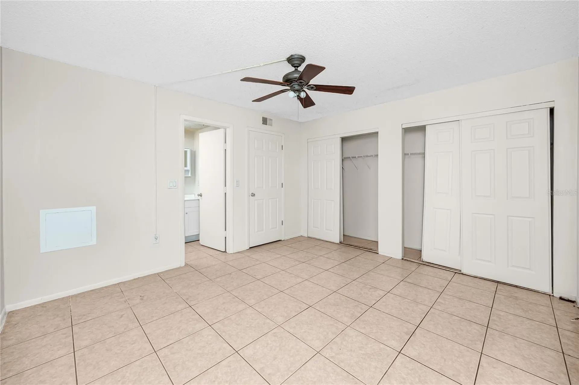14424 Reuter Strasse Circle Tampa FL 33613