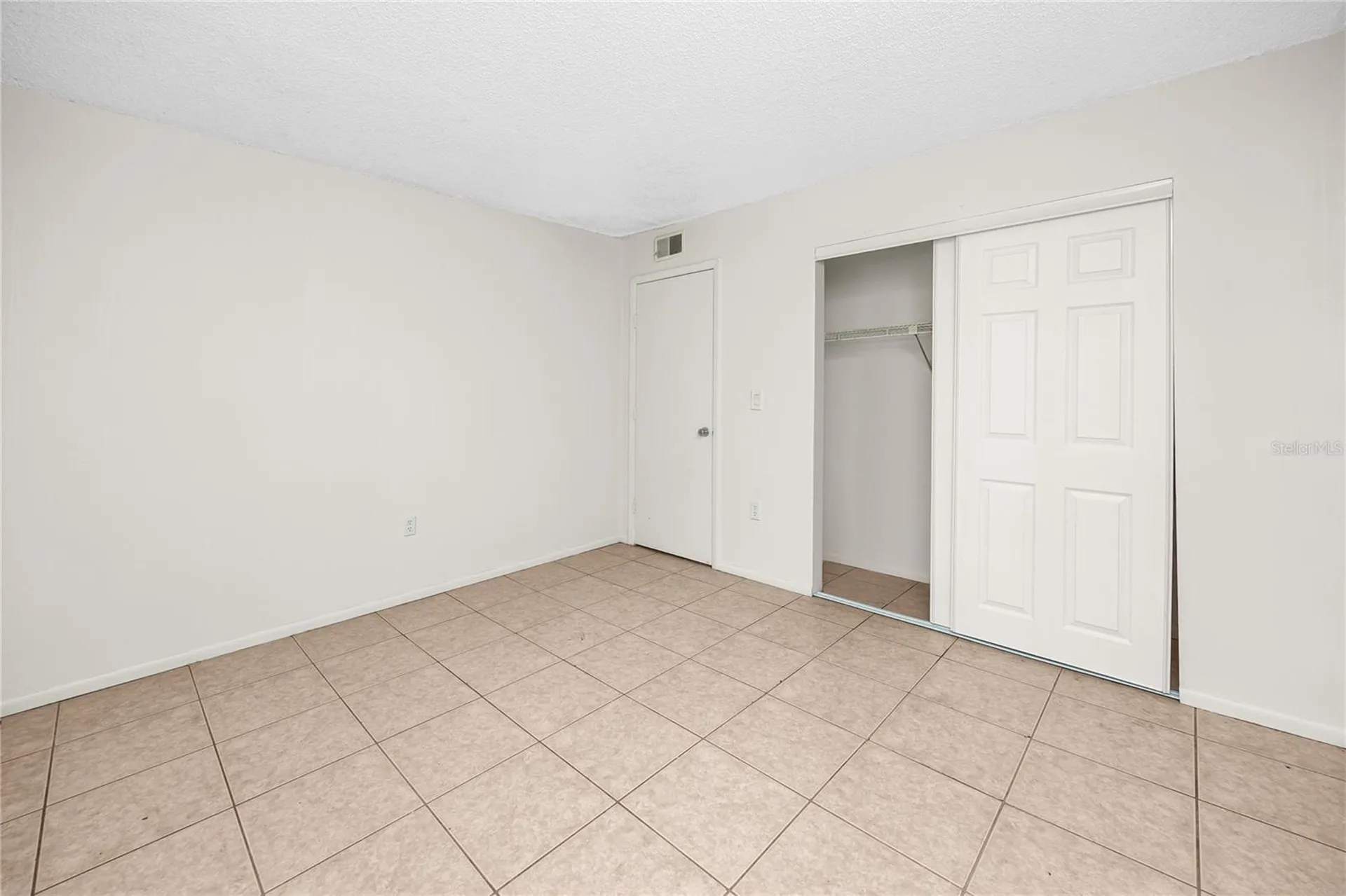 14424 Reuter Strasse Circle Tampa FL 33613
