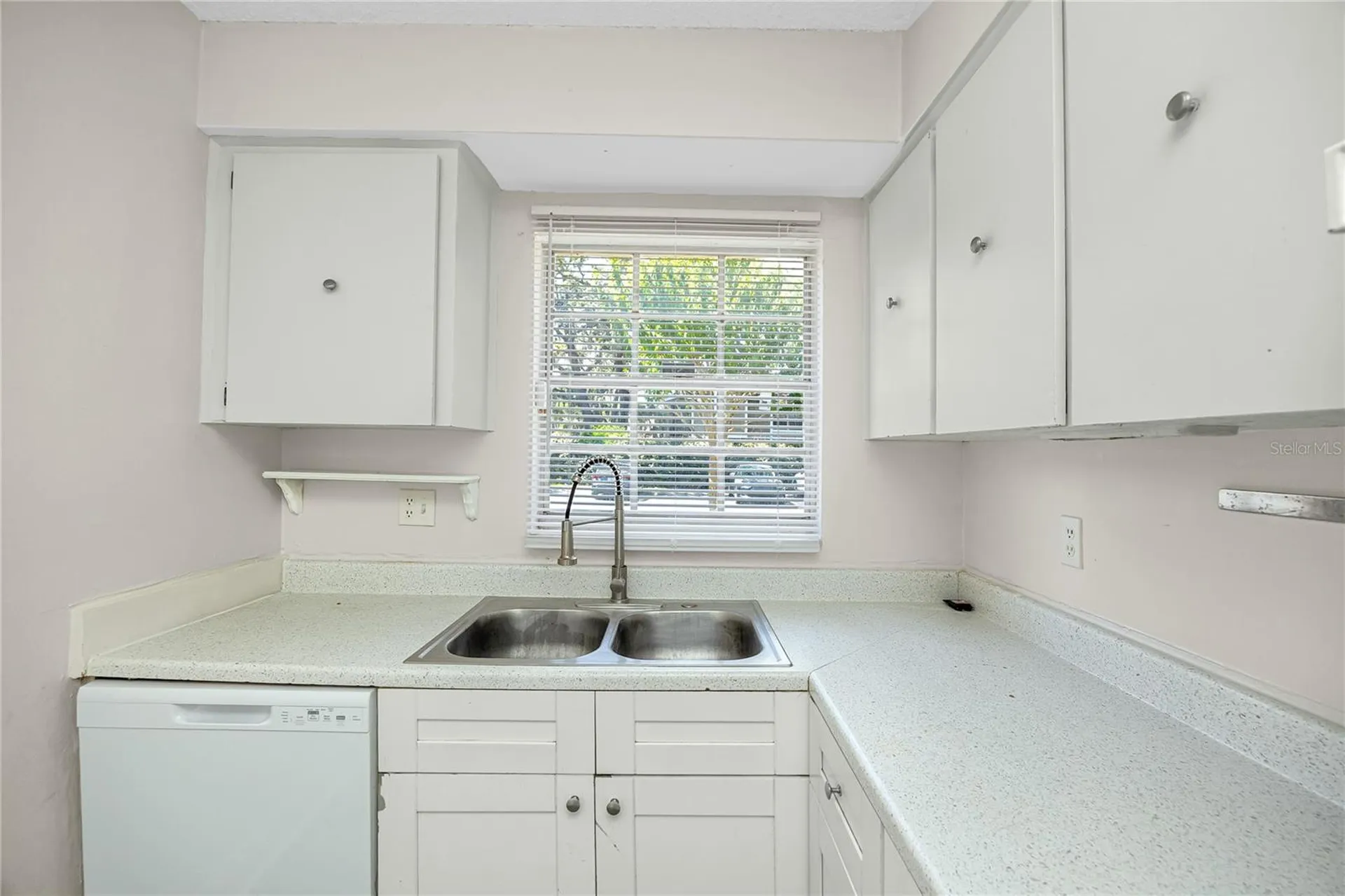 14424 Reuter Strasse Circle Tampa FL 33613