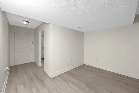 14424 Reuter Strasse Circle Tampa FL 33613