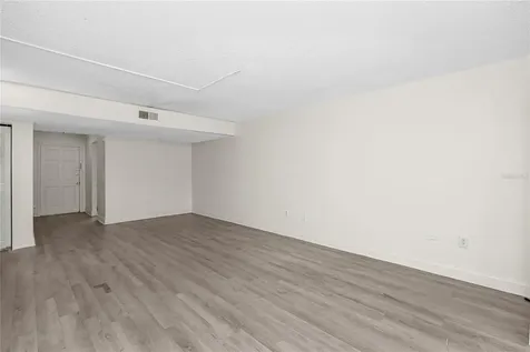 14424 Reuter Strasse Circle Tampa FL 33613