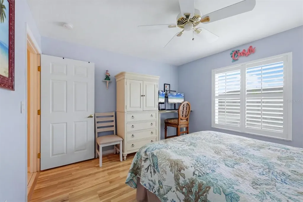 5725 Greenwood Avenue North Port FL 34287