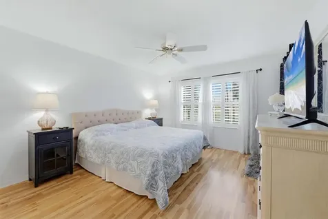 5725 Greenwood Avenue North Port FL 34287