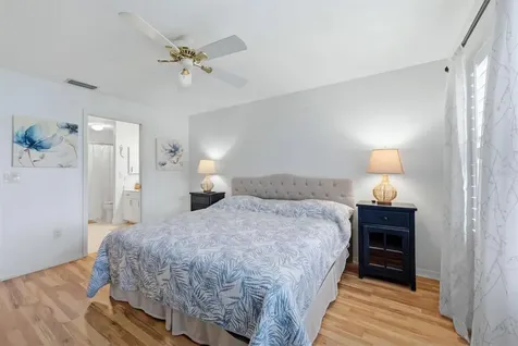 5725 Greenwood Avenue North Port FL 34287