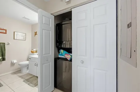 5725 Greenwood Avenue North Port FL 34287