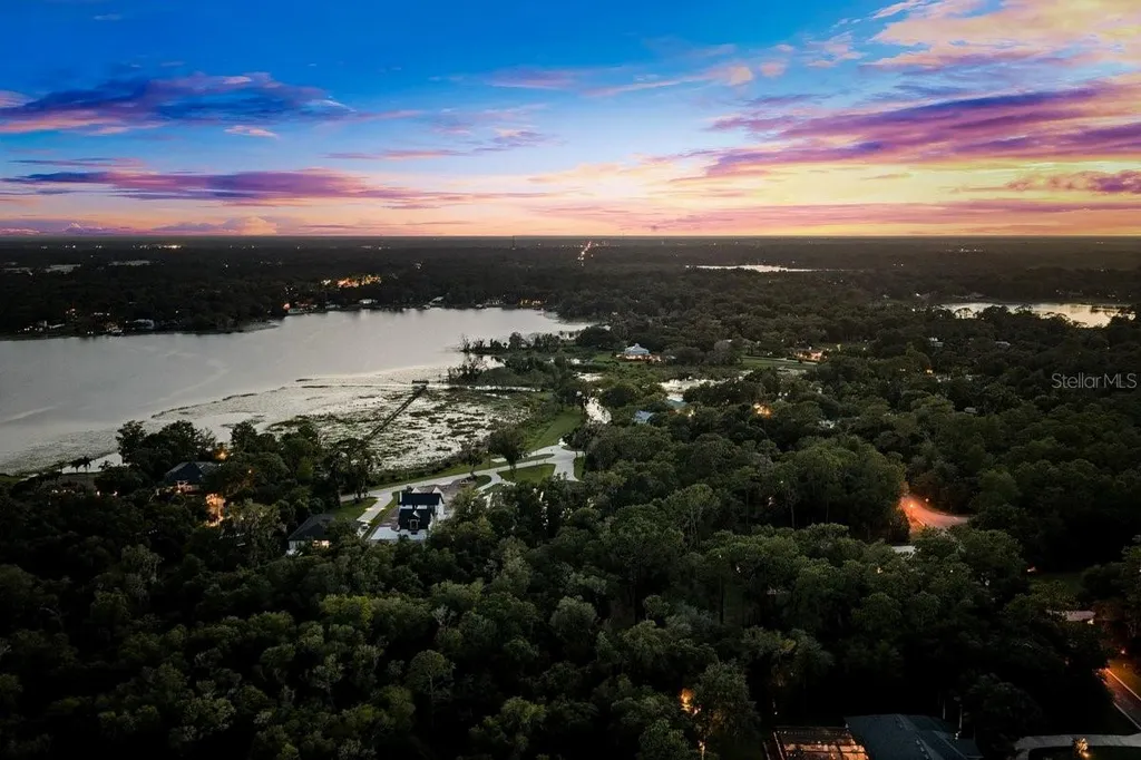 590 Lake Winnemissett Drive Deland FL 32724