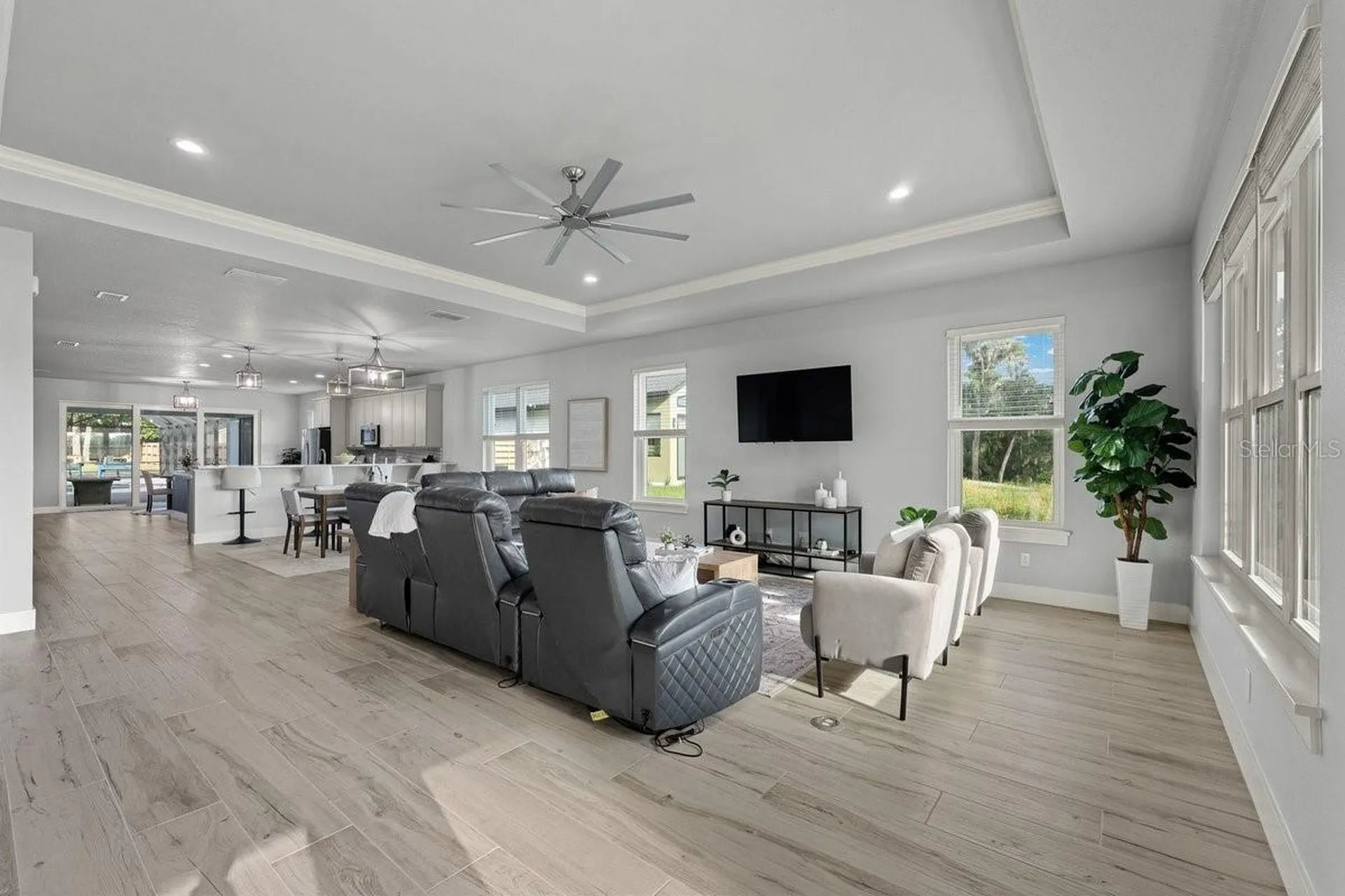 590 Lake Winnemissett Drive Deland FL 32724