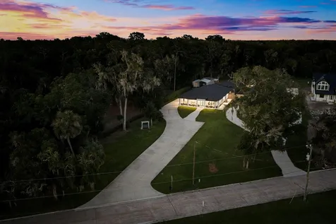 590 Lake Winnemissett Drive Deland FL 32724