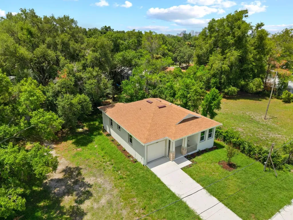 2915 Chipco Street Tampa FL 33605