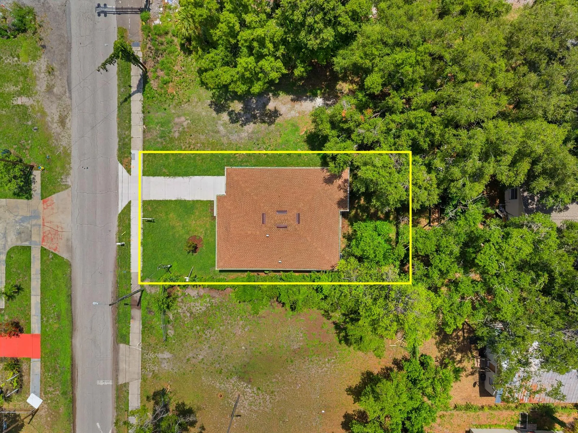 2915 Chipco Street Tampa FL 33605