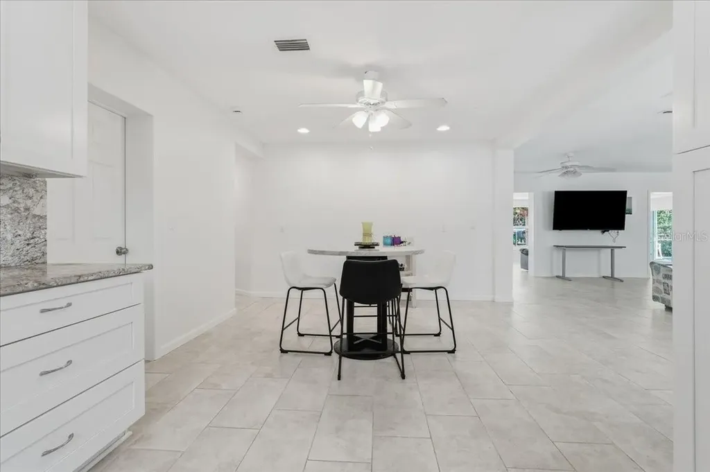 404 Laurel Lane Palm Harbor FL 34683