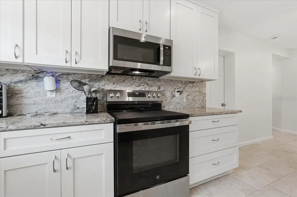 404 Laurel Lane Palm Harbor FL 34683