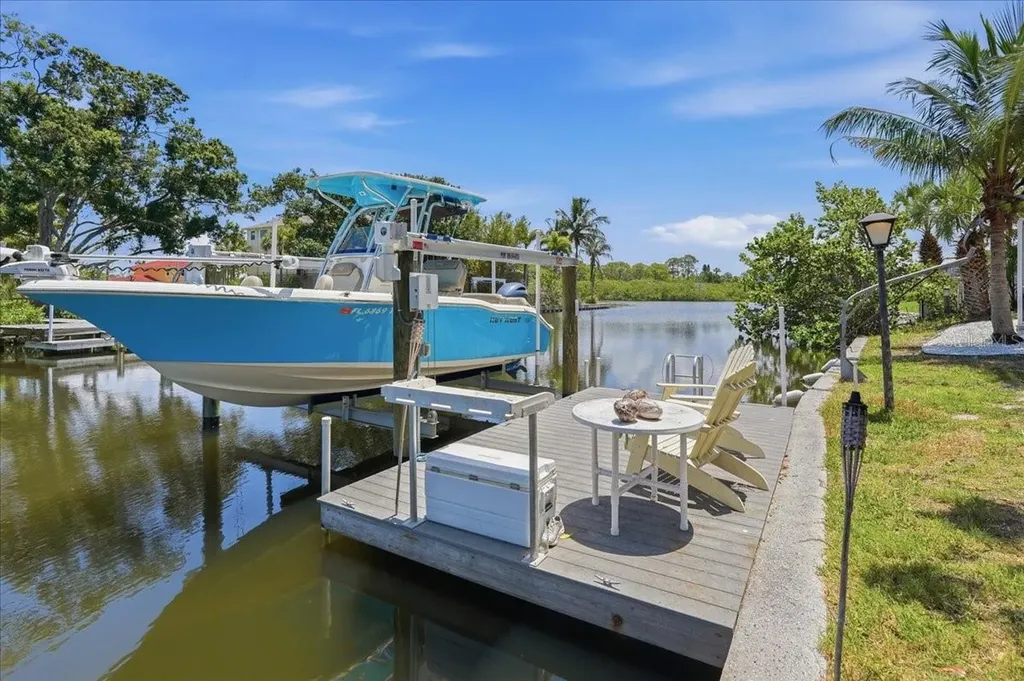 404 Laurel Lane Palm Harbor FL 34683